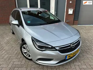 Opel Astra Sports Tourer 1.0 Business+ / Navi / PDC / Cruise / Clima
