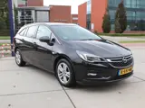 Foto 24 van Opel Astra Sports Tourer 1.4 Business Executive Stuur-Stoel verwarming, trekhaak, Carplay Aanbieding