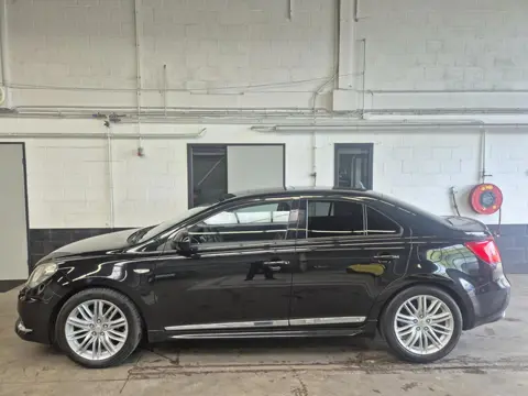 Suzuki Kizashi 2.4 Sport MT / 2014 / dealer oh