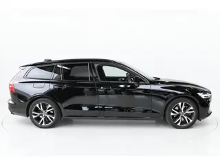 Foto 20 van Volvo V60 2.0 T6 Recharge AWD R Design Exp|Plugin|LED|Navi|Panodak|Harman Kardon|360 Camera|Head Up|