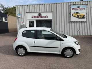 Renault Twingo 1.2-16V Authentique NL AUTO KM 126069---2250E