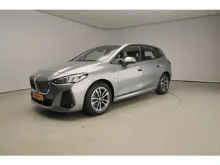 BMW 2 Serie Active Tourer 218i | M-Sportpakket | LED | Navigatie | Sportstoelen | Clima | PDC | DAB 