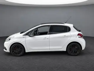 Foto 16 van Peugeot 208 1.2 PureTech GT-line AUTOMAAT | PANORAMADAK | NAVI | CLIMATE | CRUISE | PDC YP