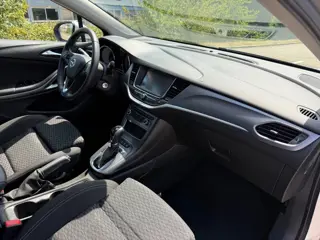 Foto 18 van Opel Astra 1.4 Turbo 120 Jaar Edition_AUTOMAAT_AIRCO_NETTE AUTO
