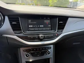 Foto 13 van Opel Astra 1.4 Turbo 120 Jaar Edition_AUTOMAAT_AIRCO_NETTE AUTO