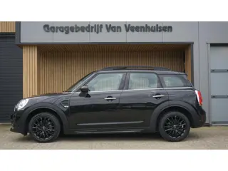 Foto 20 van MINI Countryman 1.5 136pk Cooper *Black Optik* Pano.Dak Leder H&K 17inch LM LED Navi *NL auto*