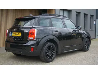 Foto 17 van MINI Countryman 1.5 136pk Cooper *Black Optik* Pano.Dak Leder H&K 17inch LM LED Navi *NL auto*