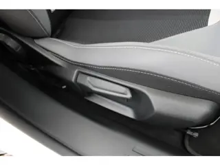 Foto 11 van Opel Mokka 1.2 Turbo 130pk Business Elegance Airco Navi Camera Carplay Super mooi