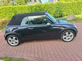 Foto 11 van Mini Cabrio 1.6 Cooper Cabrio lage KM AIRCO NWE APK!