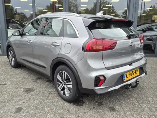 Foto 15 van Kia Niro 1.6 GDi Hybrid DynamicLine | Automaat | Trekhaak | Navigatie | Camera |