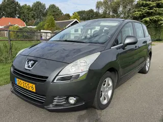 Peugeot 5008 1.6 VTi Active 7pers! NAVI/PDC/CRUISE/ 121.000km!