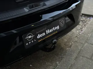 Foto 18 van Opel Astra 1.2 Turbo Ultimate Trekhaak/Panorama dak/Eletr stoel met geheugen.