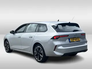 Foto 15 van Opel Astra Electric 54 kWh Edition Ruime Electrische station