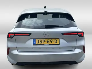 Foto 14 van Opel Astra Electric 54 kWh Edition Ruime Electrische station