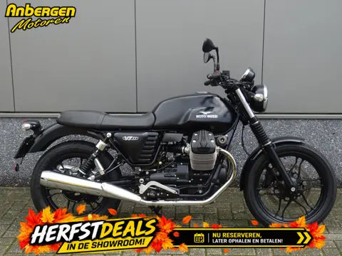 Moto Guzzi V 7 II STONE (bj 2015)
