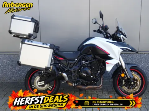 Benelli TRK 702 ABS (bj 2024)
