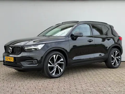 Volvo XC40 T5 AWD | R-Design | Panoramadak | Trekhaak | Nieuwstaat! DK1309