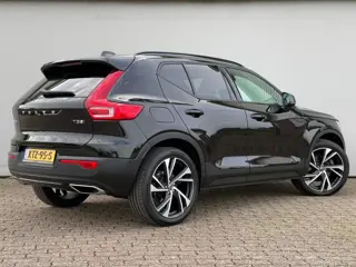 Foto 13 van Volvo XC40 T5 AWD | R-Design | Panoramadak | Trekhaak | Nieuwstaat! DK1309