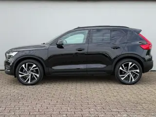 Foto 14 van Volvo XC40 T5 AWD | R-Design | Panoramadak | Trekhaak | Nieuwstaat! DK1309