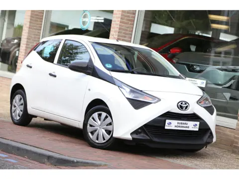 Toyota Aygo 1.0 VVT-i x-fun Airco 65.000km ! (bj 2019)