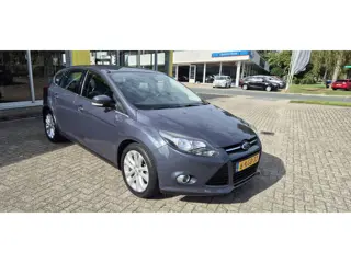 Foto 16 van Ford Focus 1.0 EcoBoost Titanium