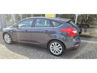Foto 20 van Ford Focus 1.0 EcoBoost Titanium