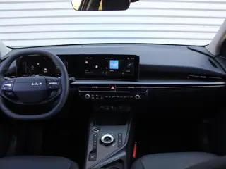 Foto 12 van Kia Niro 1.6 GDi Hybrid DynamicPlusLine | Stuur-/stoelverwarming | Schuifdak | Elek. stoelverstellin