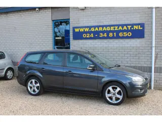 Foto 12 van Ford FOCUS Wagon 1.6 Titanium Clima Trekhaak PDC (bj 2008)