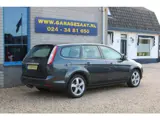 Foto 23 van Ford FOCUS Wagon 1.6 Titanium Clima Trekhaak PDC (bj 2008)