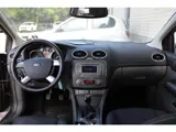 Foto 26 van Ford FOCUS Wagon 1.6 Titanium Clima Trekhaak PDC (bj 2008)