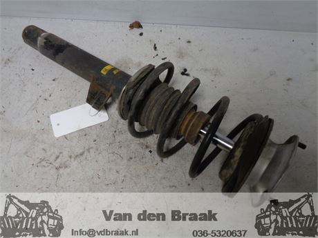 BMW 1 serie E87 1.6 16V 2004-2011 Schokbreker voorzijde links
