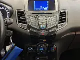 Foto 29 van Ford Fiesta 1.0 Titanium NAVI PSENSOR CRUISE 2 X SLEUTELS