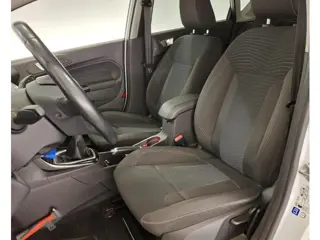 Foto 11 van Ford Fiesta 1.0 Titanium NAVI PSENSOR CRUISE 2 X SLEUTELS