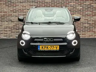 Foto 14 van Fiat 500 C RED 42 kWh Cabrio Elektrisch