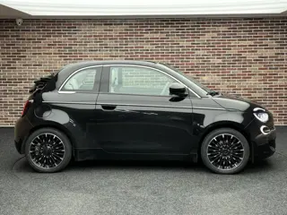 Foto 15 van Fiat 500 C RED 42 kWh Cabrio Elektrisch