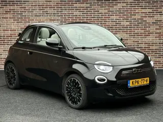 Foto 18 van Fiat 500 C RED 42 kWh Cabrio Elektrisch