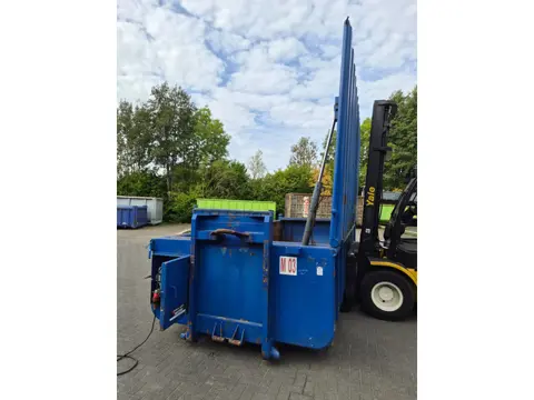 Container 14 M3 met deksel