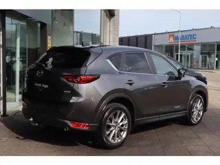 Foto 15 van Mazda CX-5 2.5 SkyActiv-G 194 Automaat | Trekhaak | HuD | BLIS | 360 Camera