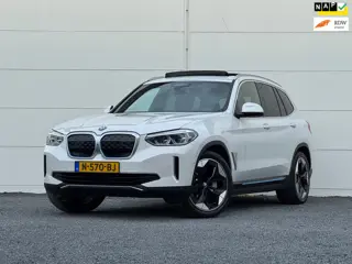 BMW IX3 High Exe 80 kWh Org NL Pano Head up SOH 98% HK 360 Cam Mem seats Apple Dodehoek detectie Lan