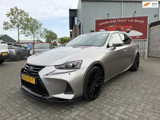 Lexus IS 300h Hybrid Business Line