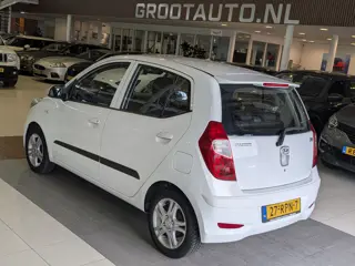 Foto 19 van Hyundai i10 1.1 i-Drive Cool Airco, Stuurbekrachtiging