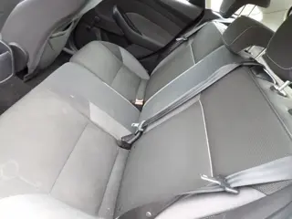 Foto 15 van Ford Focus 1.6 TI-VCT Trend airco