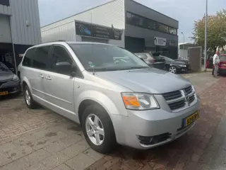 Dodge GRAND CARAVAN 3.8 7 PERSOONS