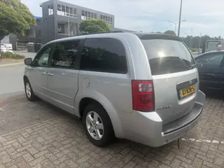 Foto 14 van Dodge GRAND CARAVAN 3.8 7 PERSOONS