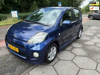 Daihatsu Sirion 2 1.3-16V Comfort + A-PLAY + AIRCO + TREKHAAK!