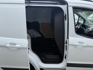 Foto 13 van Ford Transit Courier 1.0 Economy (bj 2017)
