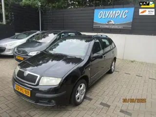 Skoda Fabia Combi 1.4-16V Elegance +Airco +Nieuwe apk