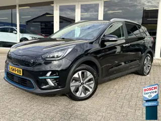 Foto 12 van Kia e-Niro DynamicPlusLine 64 kWh | Schuif-kanteldak | SOH 99% | Keyless | Adapt. Cruise | Apple/And