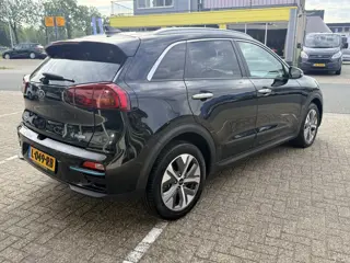 Foto 20 van Kia e-Niro DynamicPlusLine 64 kWh | Schuif-kanteldak | SOH 99% | Keyless | Adapt. Cruise | Apple/And