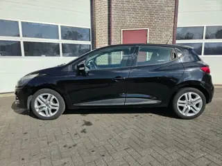 Foto 12 van RENAULT CLIO 0.9 TCe Zen - Airco - Navigatie - Cruise Control - Prijs all-in